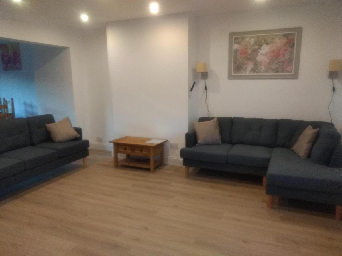 Cheltenham - 3 Bedroom, Parking, Disneyplus Ngoại thất bức ảnh