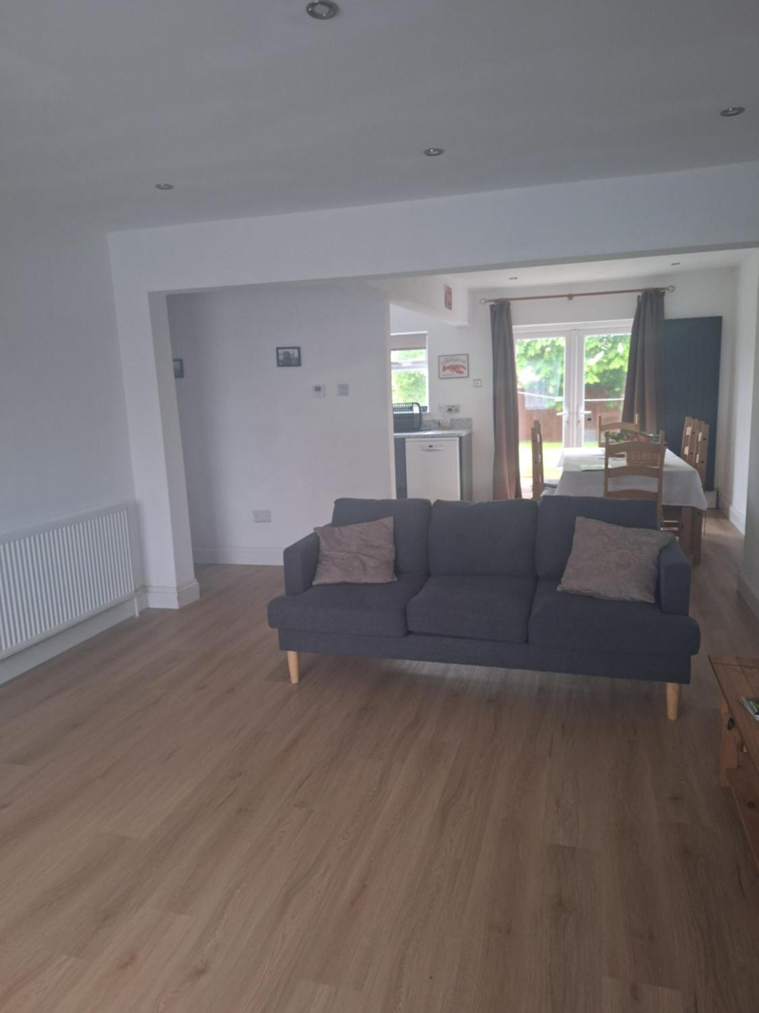 Cheltenham - 3 Bedroom, Parking, Disneyplus Ngoại thất bức ảnh